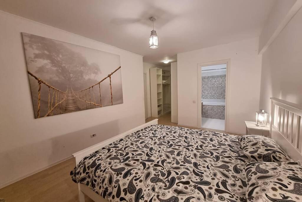 Park Residence 5, 2 Bedroom Apartment Bukarest Kültér fotó