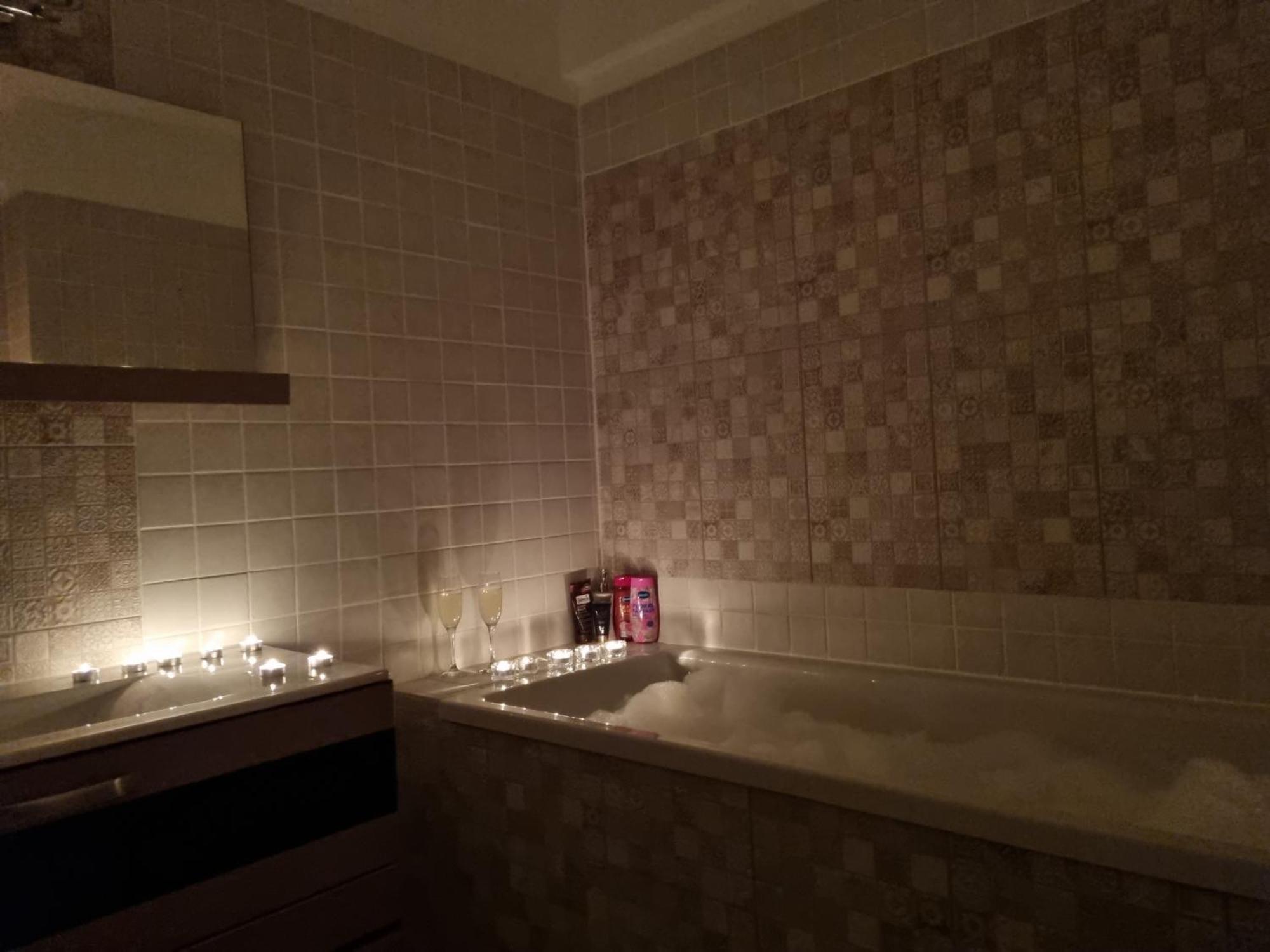 Park Residence 5, 2 Bedroom Apartment Bukarest Kültér fotó
