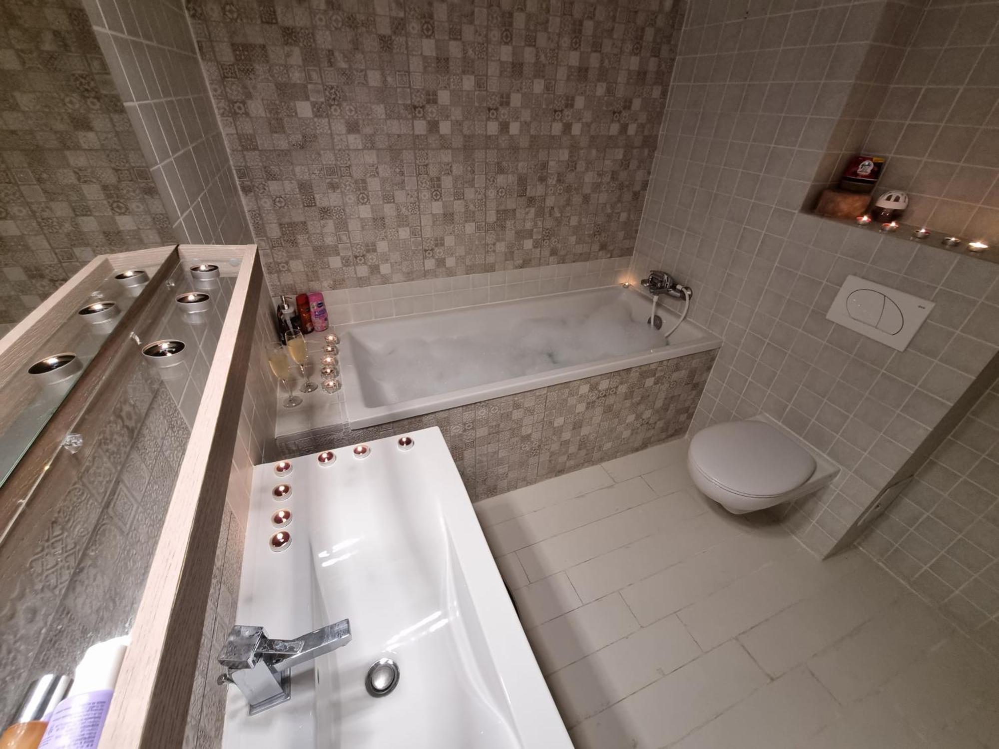 Park Residence 5, 2 Bedroom Apartment Bukarest Kültér fotó