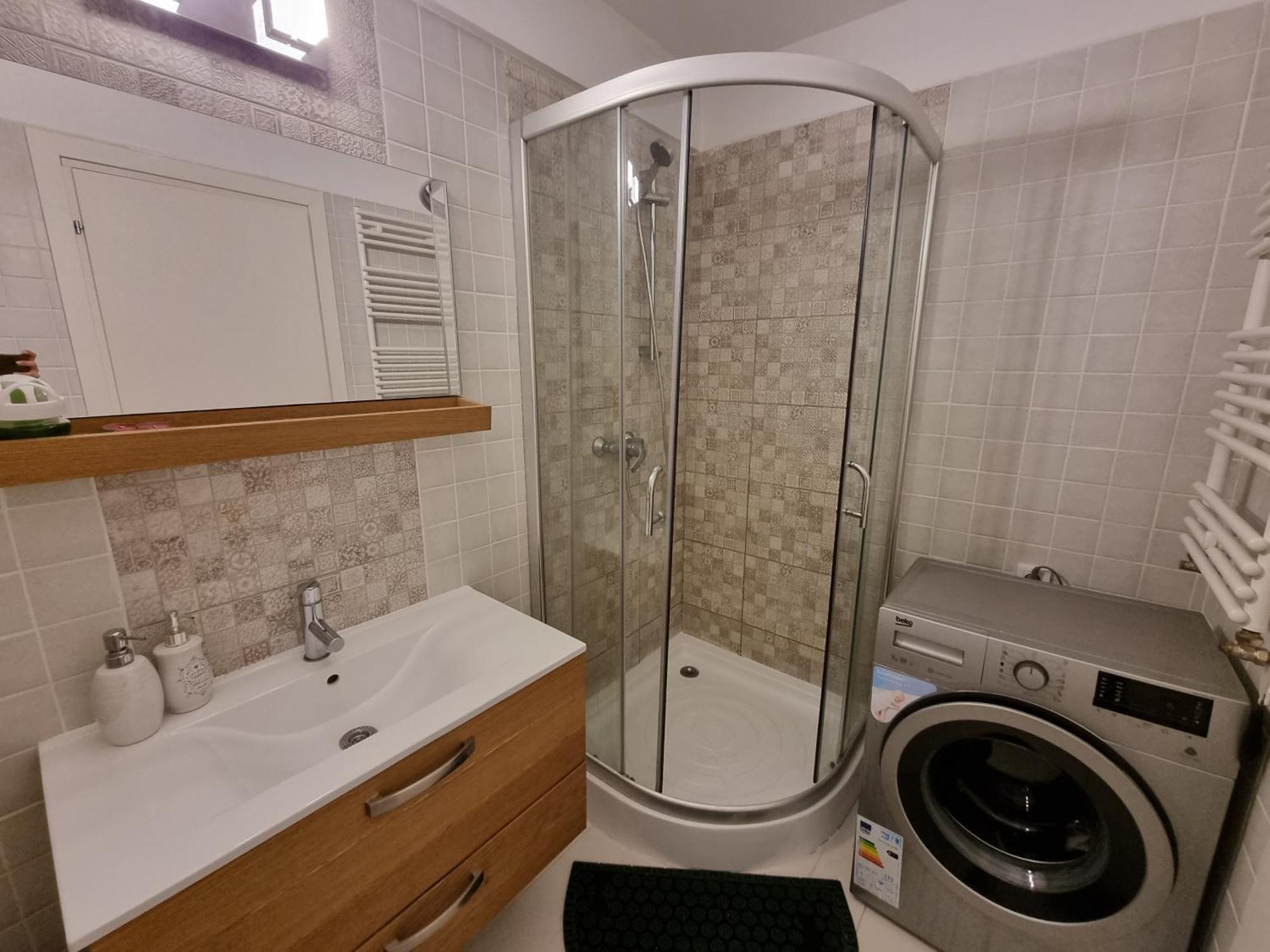 Park Residence 5, 2 Bedroom Apartment Bukarest Kültér fotó