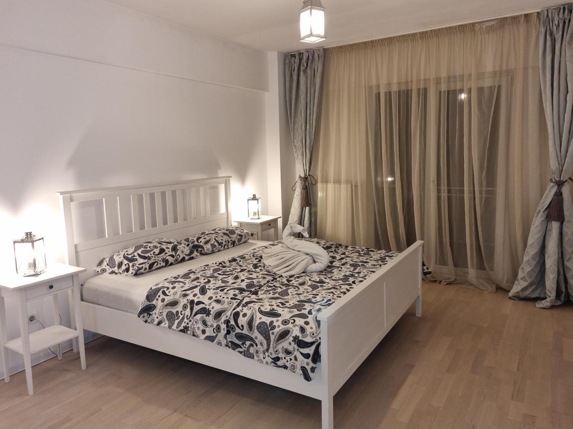 Park Residence 5, 2 Bedroom Apartment Bukarest Kültér fotó